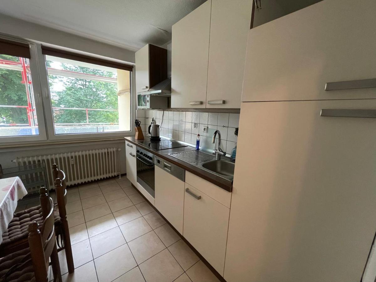 Schoene Einfache Ferienwohnung Mitten In Olsztyn Bagian luar foto