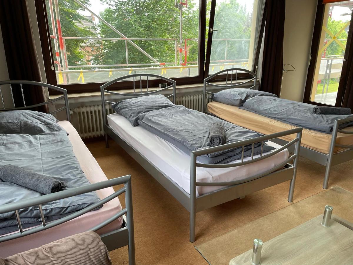 Schoene Einfache Ferienwohnung Mitten In Olsztyn Bagian luar foto